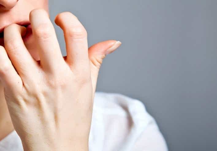 Massage pour l’anxiété généralisée Le Shiatsu peut être un allié précieux pour lutter contre l'anxiété généralisée. En stimulant des points d’acupression spécifiques, il aide à libérer les tensions accumulées, à réduire la nervosité et à favoriser un sentiment de calme. Le corps retrouve ainsi son équilibre et l’esprit sa tranquillité.